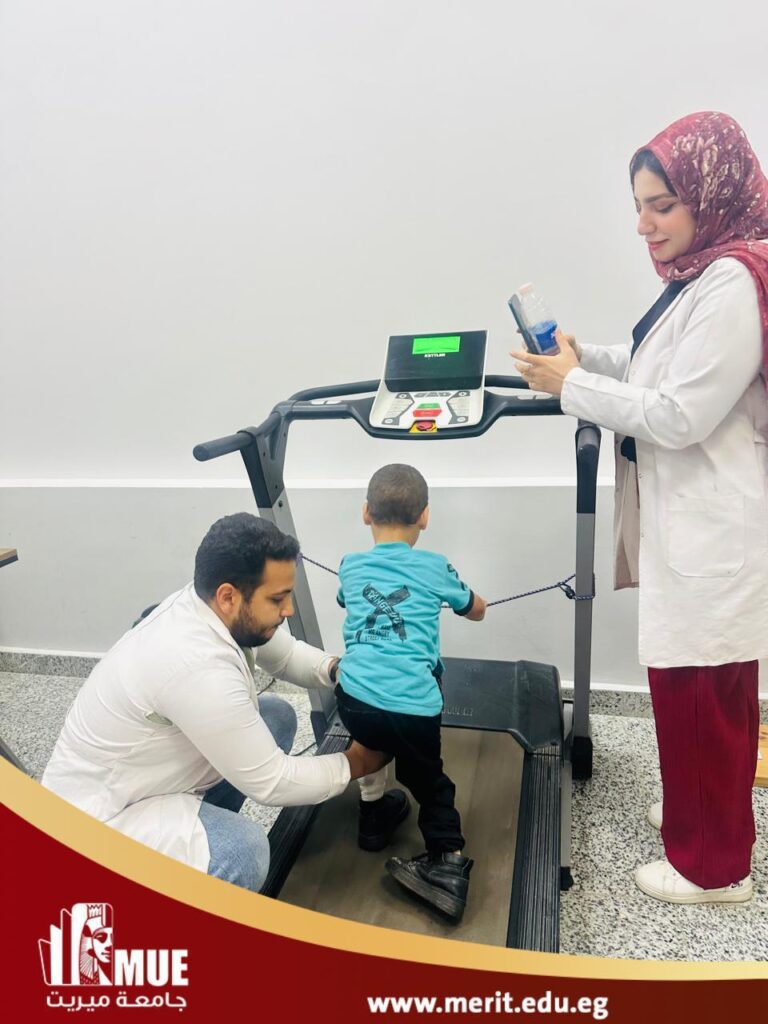 جامعة ميريت تواصل إطلاق قوافلها التأهيلية لخدمة المجتمع بأيدي طلاب الامتياز