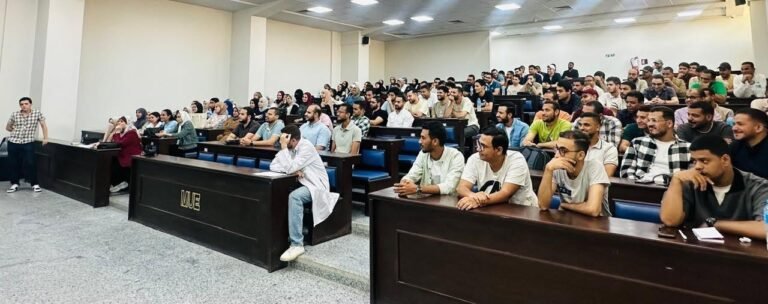 برعاية قيادات الجامعة: انطلاق الورشة التدريبية لأطباء امتياز دفعة ربيع 2024/2025 بجامعة ميريت