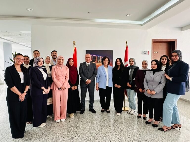 جامعة ميريت تعلن عن تعيين أوائل خريجي كلية العلاج الطبيعي دفعة 2025 في وظيفة معيد